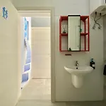 Central- Private En-suite With Balcony In Shared Pietà