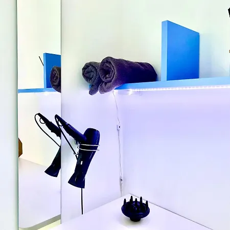 Privat bolig Central- Private En-suite With Balcony In Shared *