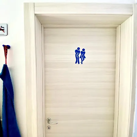 Central- Private En-suite With Balcony In Shared Проживание в семье *
