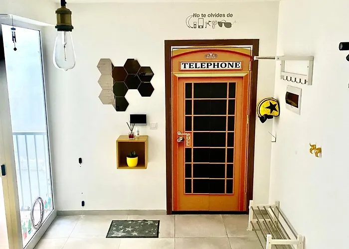 Central- Private En-suite With Balcony In Shared