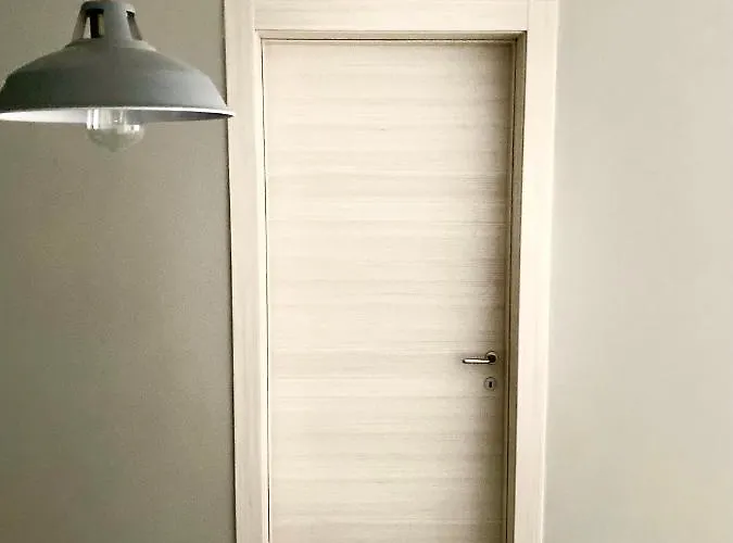 Central- Private En-suite With Balcony In Shared Gazde/Camere de închiriat Pietà